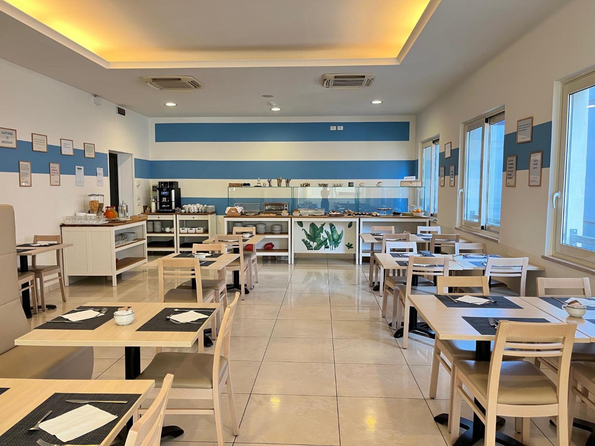 Hotel Berenice ريميني المظهر الخارجي الصورة