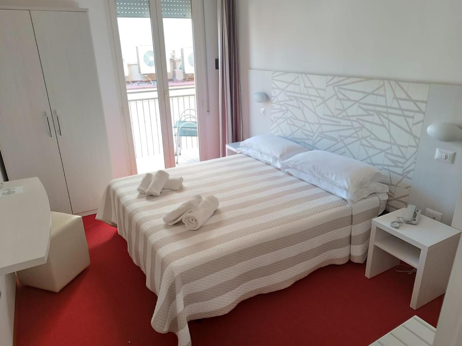 Hotel Berenice ريميني المظهر الخارجي الصورة