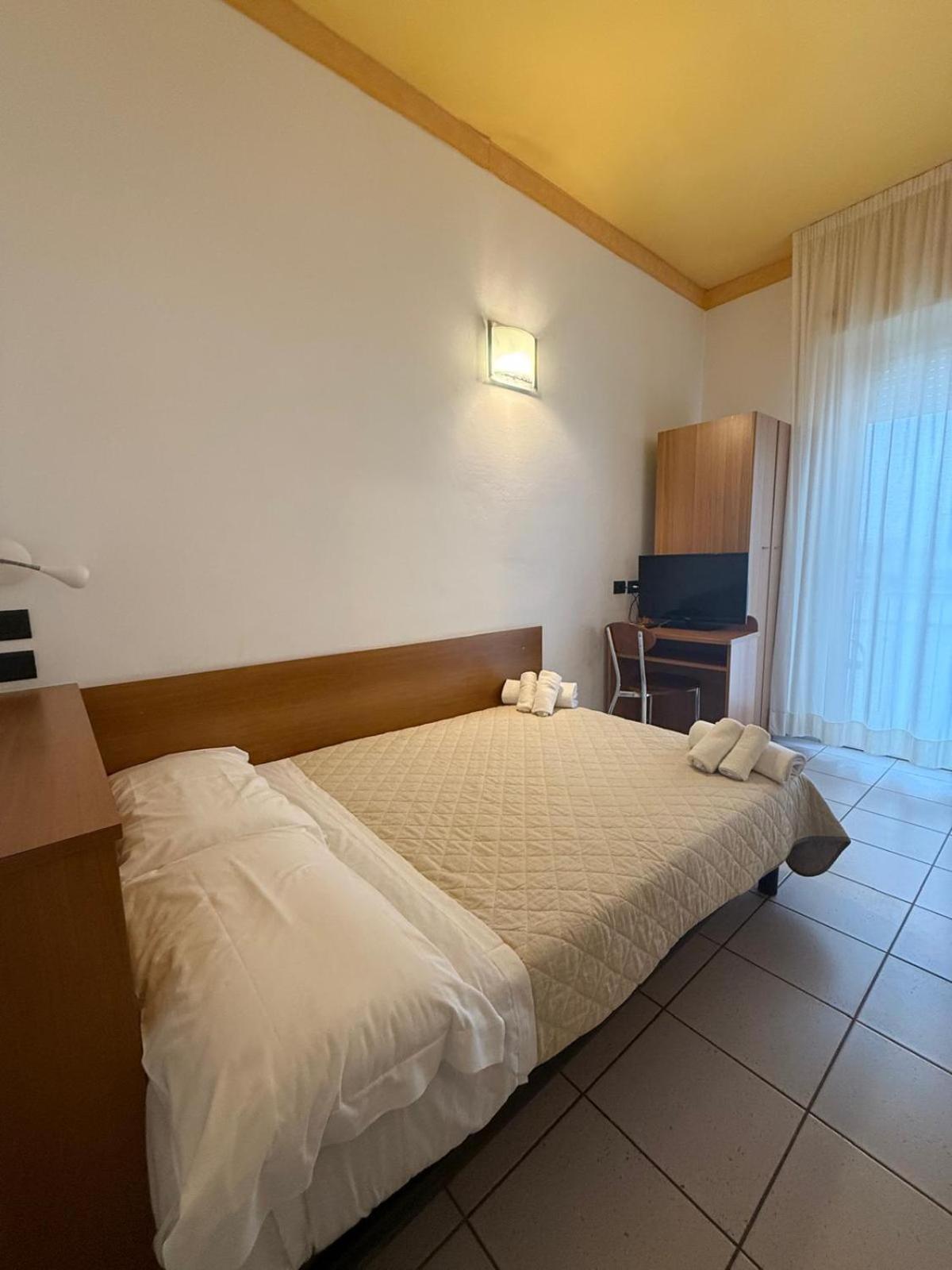 Hotel Berenice ريميني المظهر الخارجي الصورة