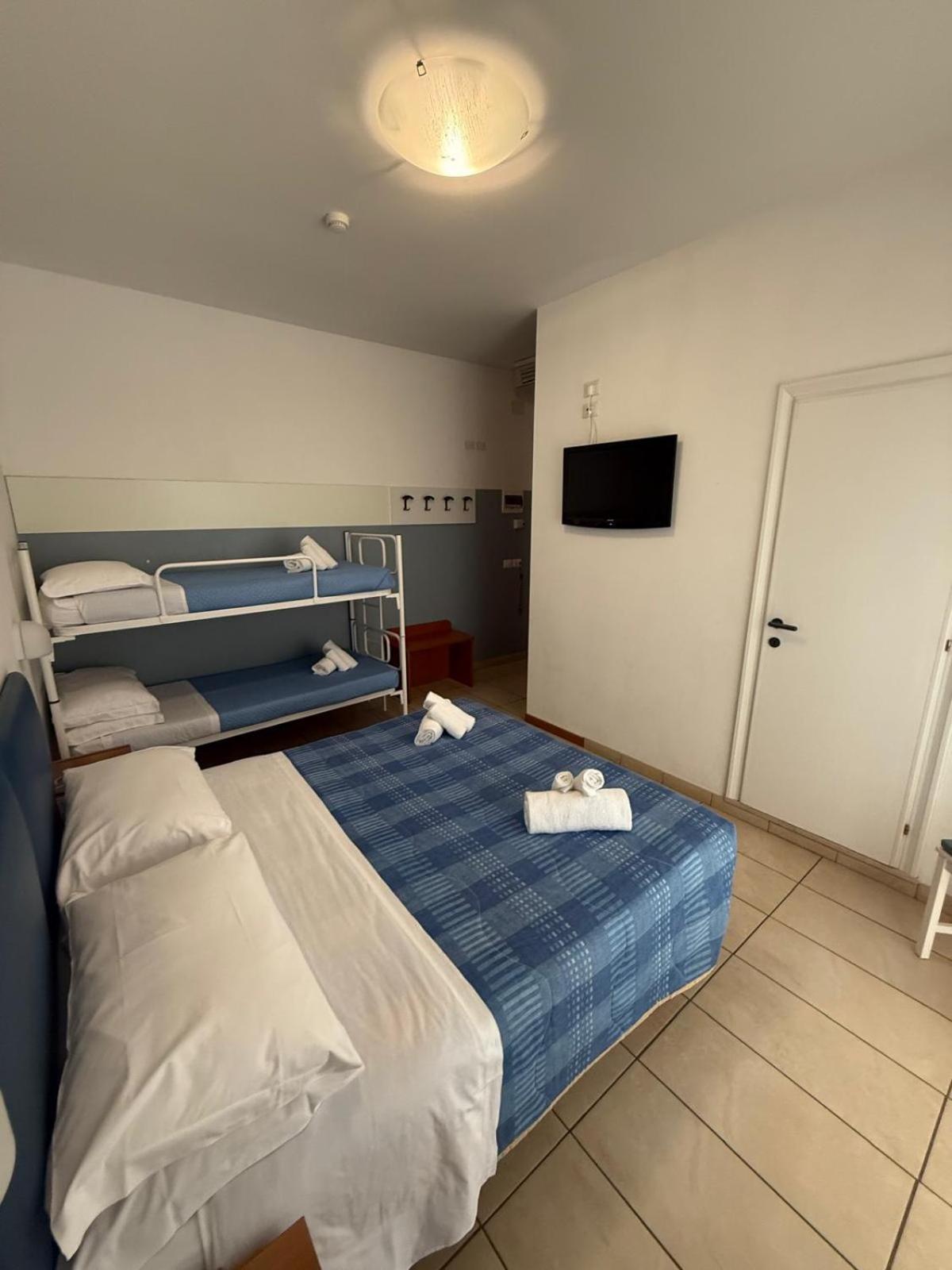 Hotel Berenice ريميني المظهر الخارجي الصورة