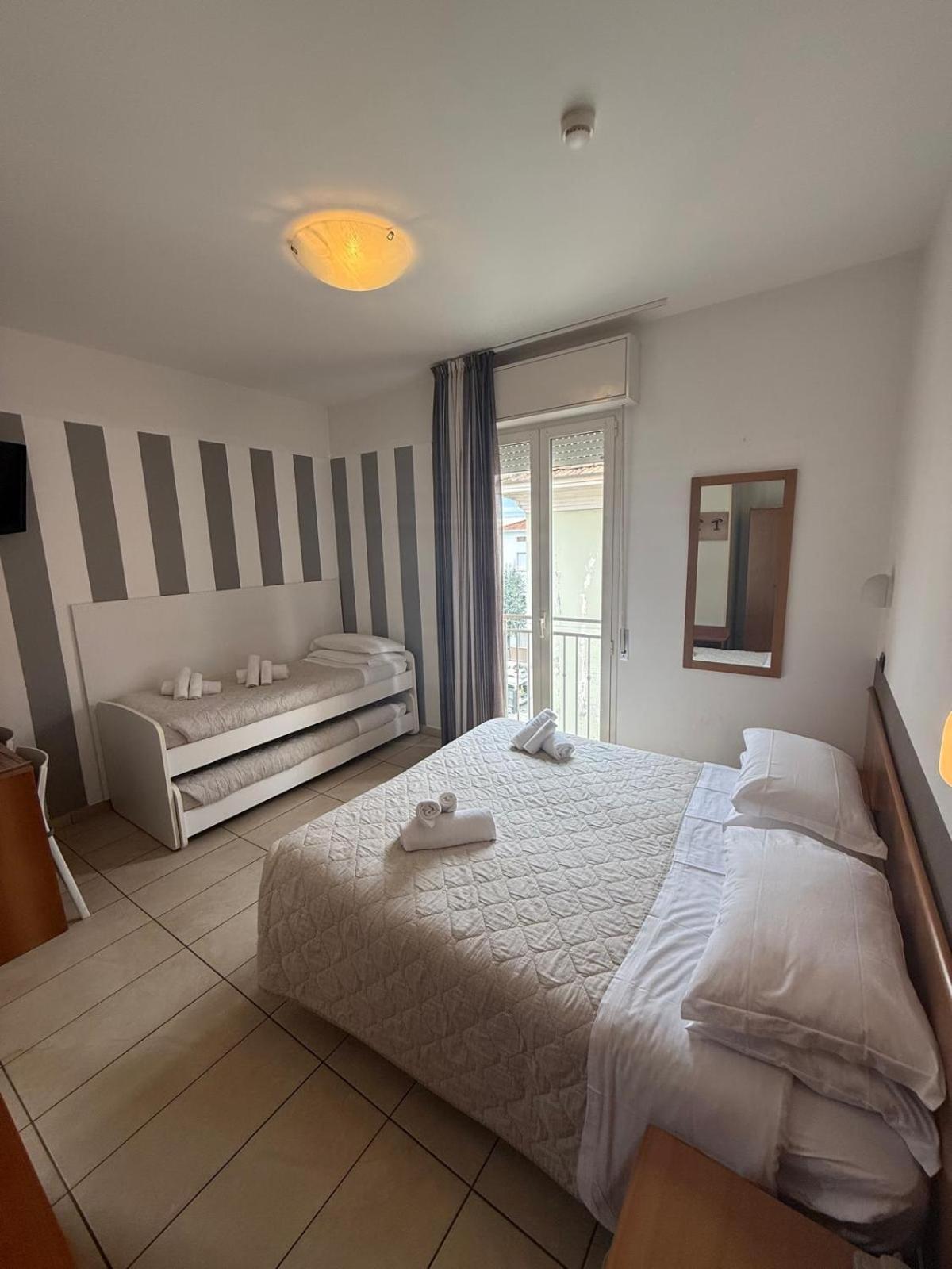 Hotel Berenice ريميني المظهر الخارجي الصورة